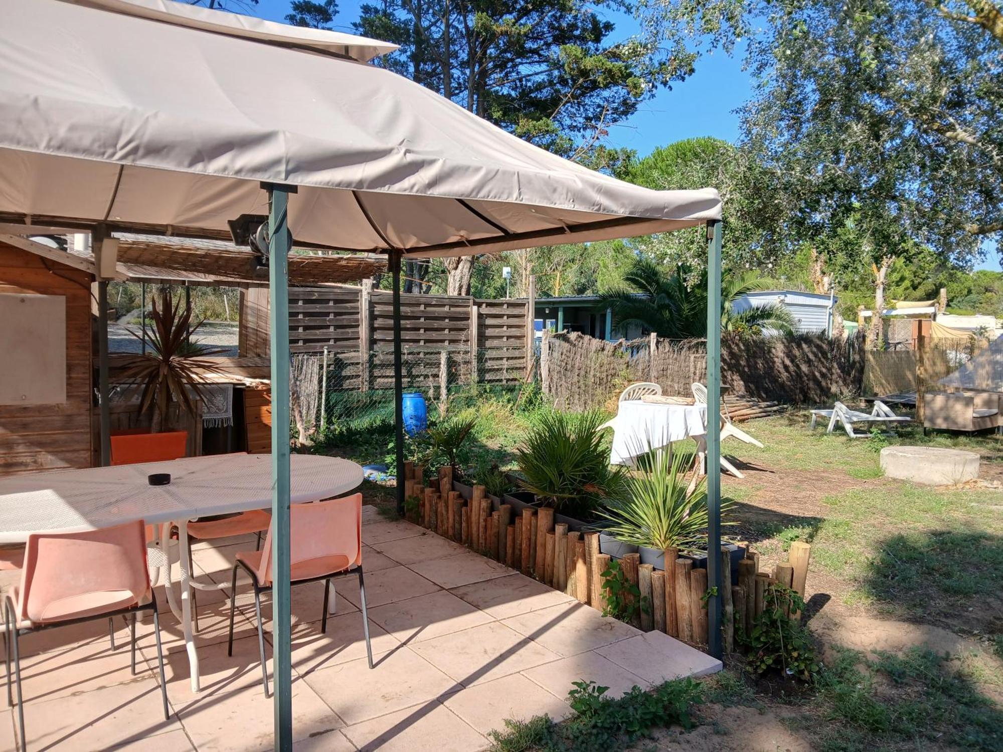 Luxury tent Le Jeklo